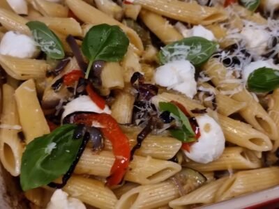 Macarrão Saboroso com Legumes Frescos
