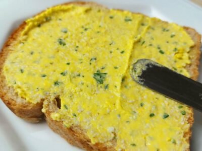 Patê de ovos é o melhor e mais fácil patê caseiro para comer com pão