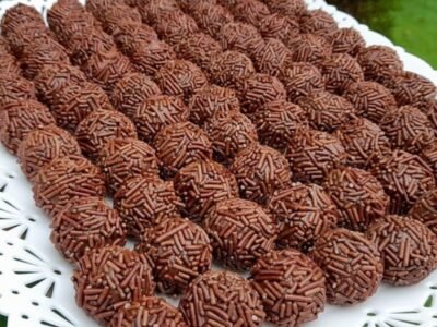 Como fazer 100 brigadeiros de festa perfeitos e padronizados