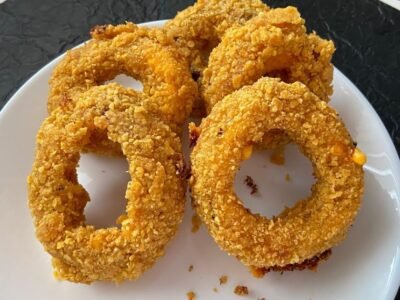 Aneis de Cebola Recheadas com Queijo: O Aperitivo Gourmet que Conquista a Todos
