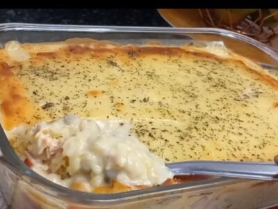 Arroz de Forno Cremoso: A Delícia que Completa Sua Refeição!