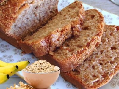 Bolo de Banana Integral com Aveia Fit: Um Doce Saudável e Delicioso!