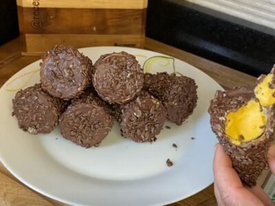 Sobremesa de Cone de Maracujá com Chocolate: Um Delírio Tropical que Derrete na Boca!