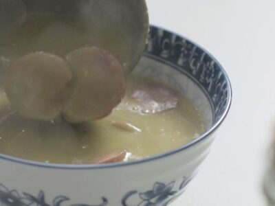 Sopa de Ervilha com Calabresa: Um Conforto para o Corpo e Alma!