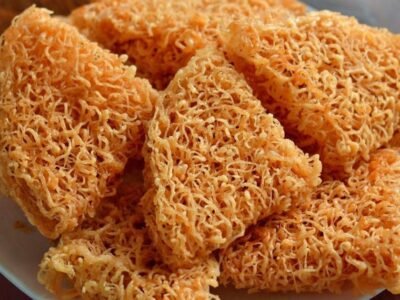 Doce ninho de pássaro é feito com uma garrafinha de água e fica muito crocante