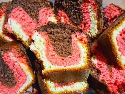 Bolo Napolitano Triunfante: Um Festival de Sabores em Cada Fatia!